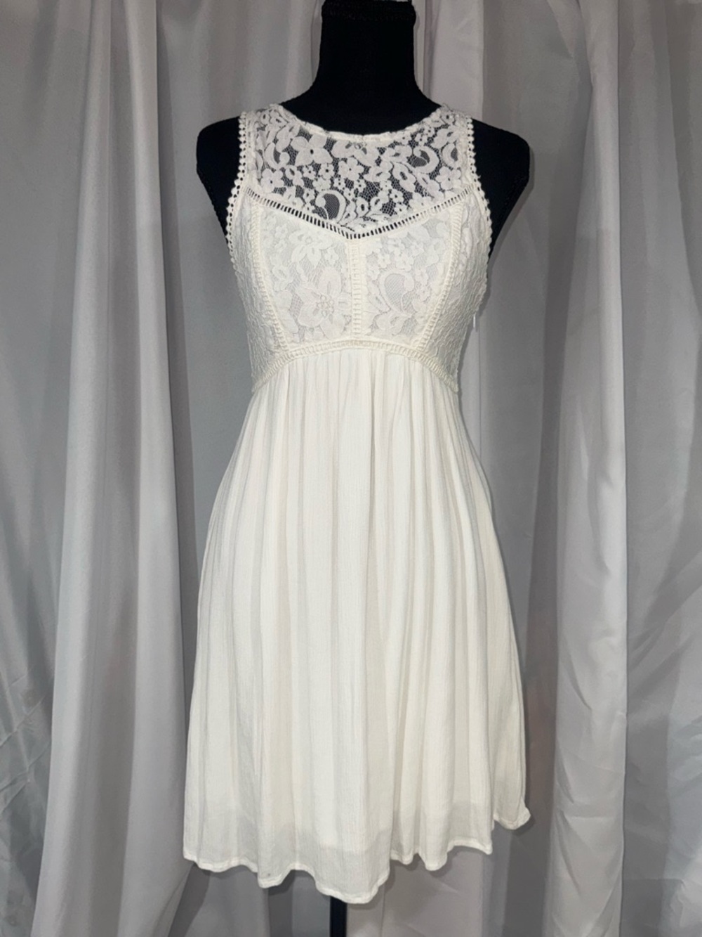 Abercrombie & Fitch Cream Lace Yoke Sleeveless Mini Dress